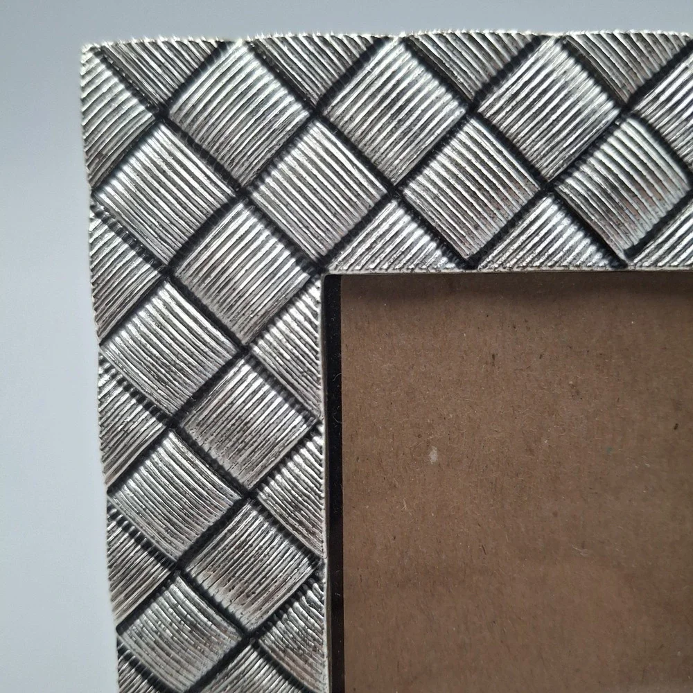 Green Tree Gallery Silver Tone Basketweave Picture Frame 2x3 Mini‎ Tabletop